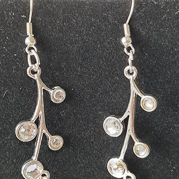 Ladies Moon Color statement earrings - Picture 2 of 5